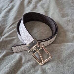 Michael Kors Women's Reversible Logo Belt in White and Brown Size Medium 38"
